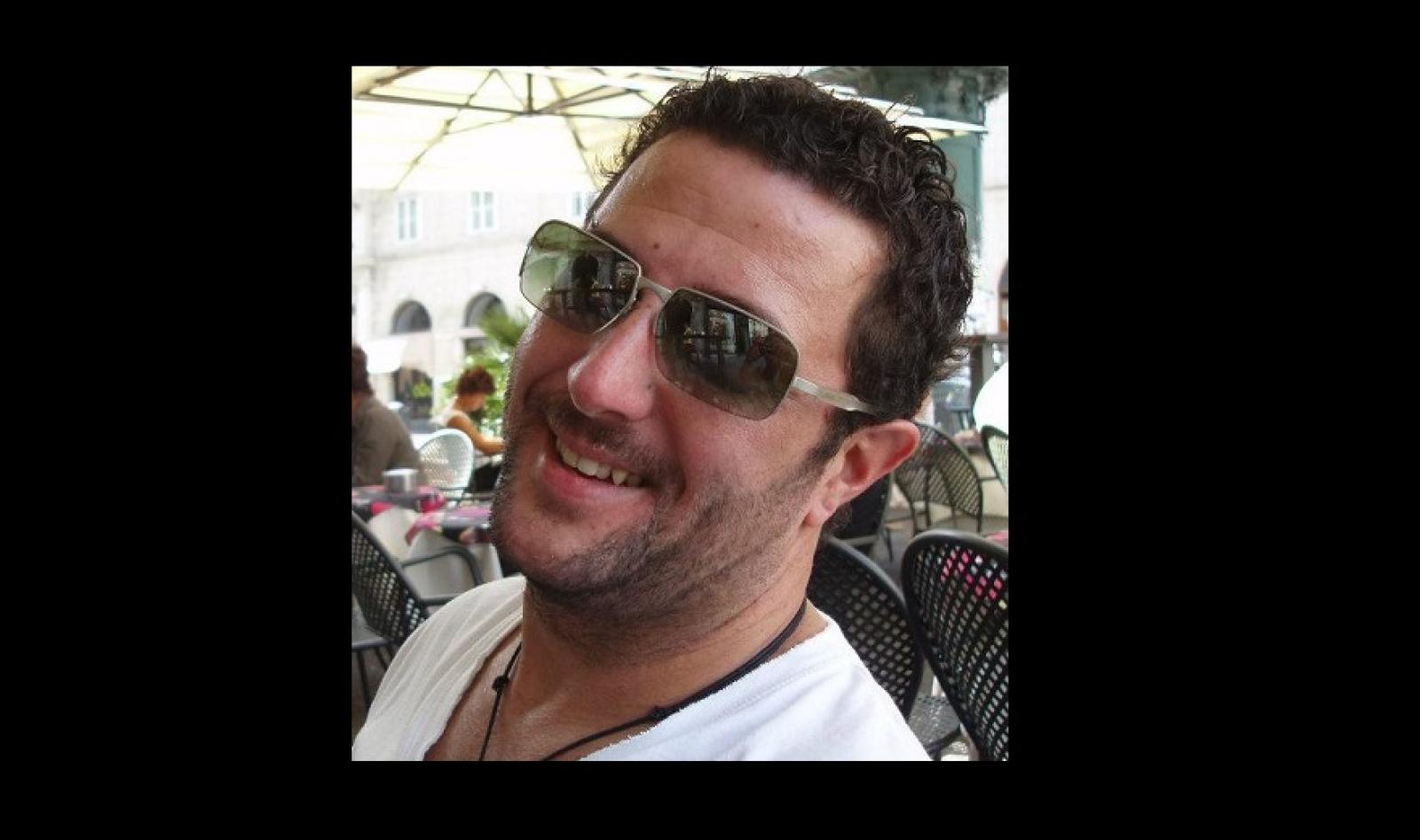 Muore al lavoro a 45 anni, colleghi sconvolti