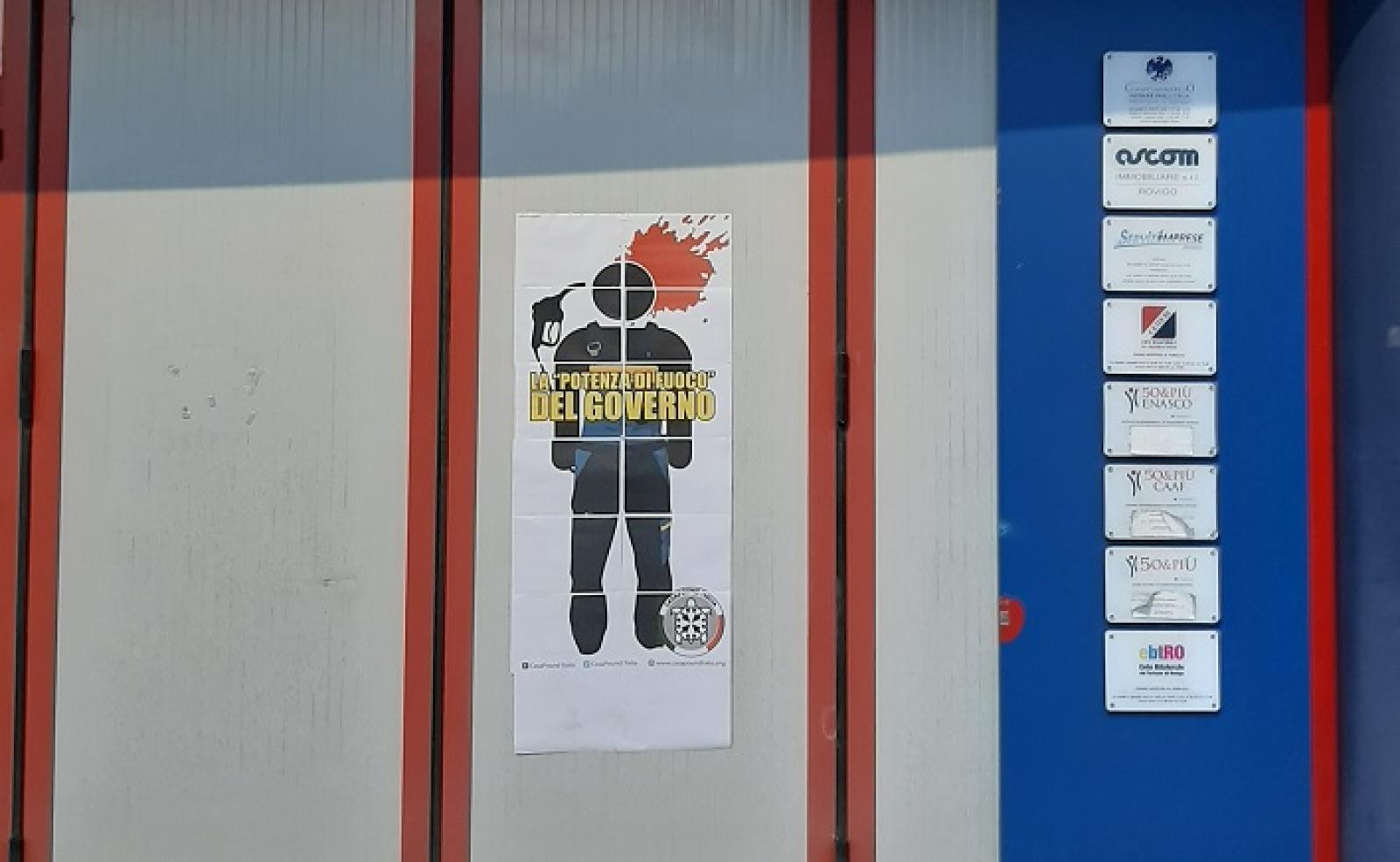 Blitz di Caspound a sostegno dei benzinai: "Inaccettabile che il Governo non li aiuti"