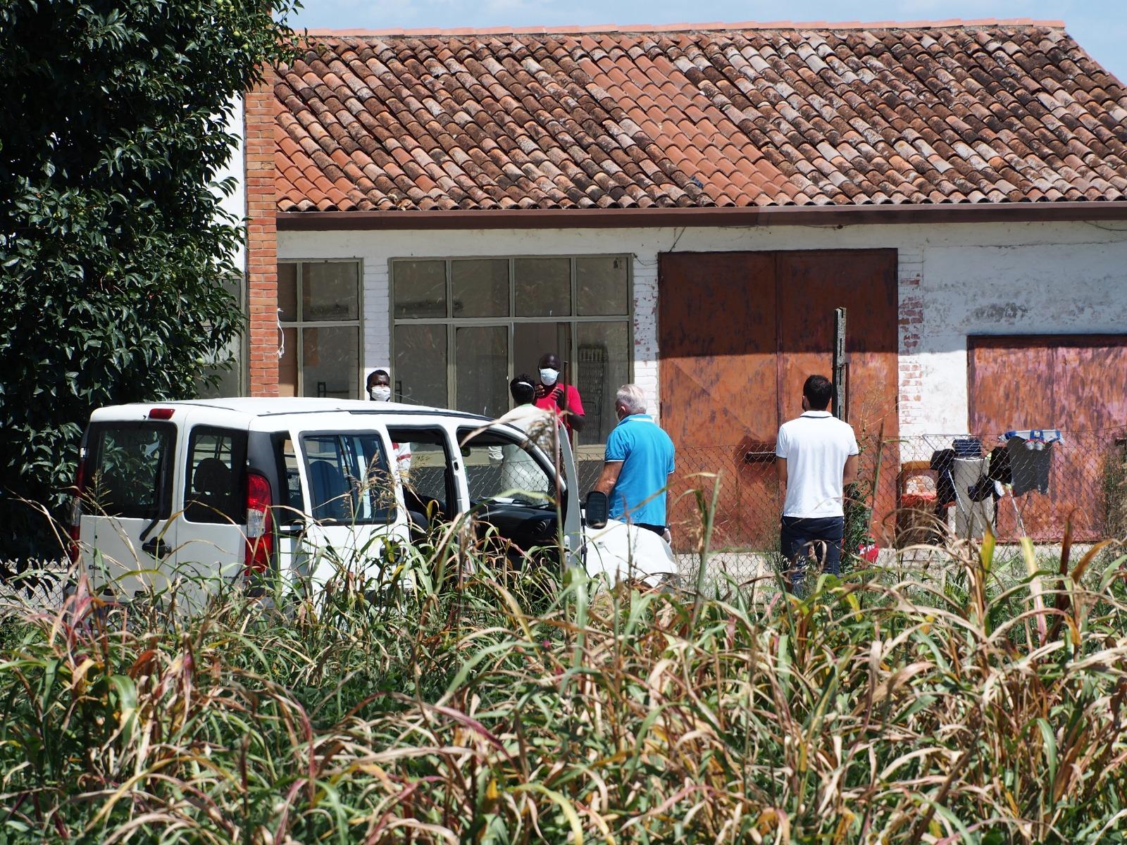 &ldquo;No alla riapertura della ex base&rdquo;