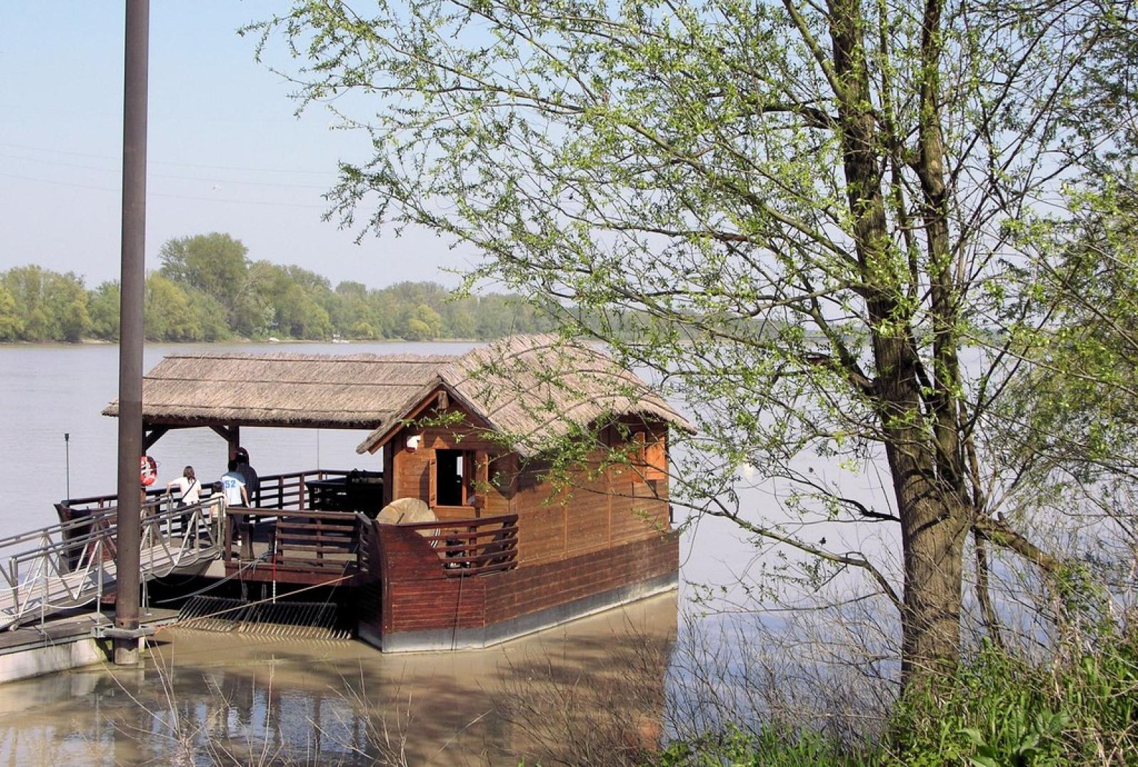 Allarme nella notte: il Mulino de Po rischia di affondare