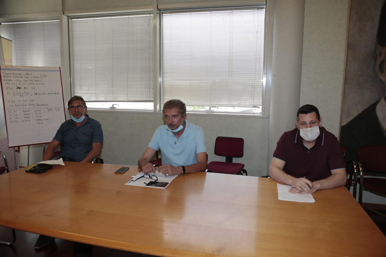 Tutti i metalmeccanici in sciopero dopo la morte di Giorgio, caduto dal tetto del capannone