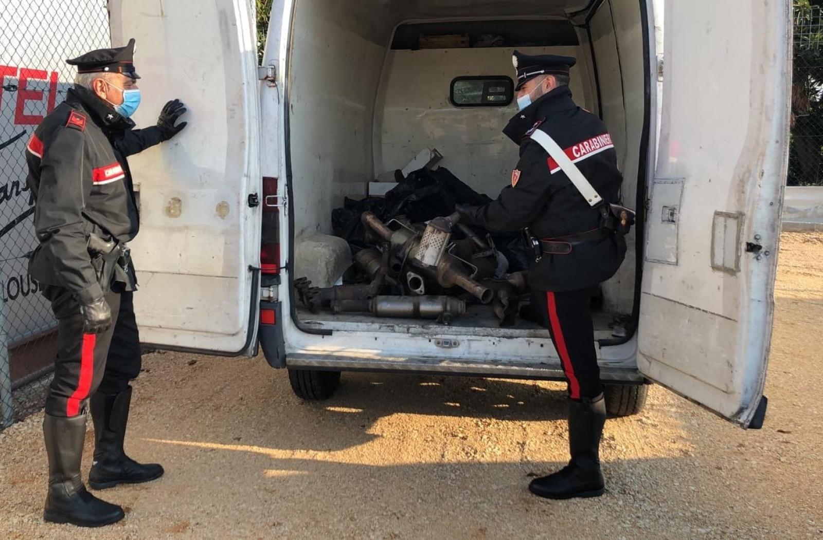 Presi i ladri di marmitte, sono tre giovanissimi