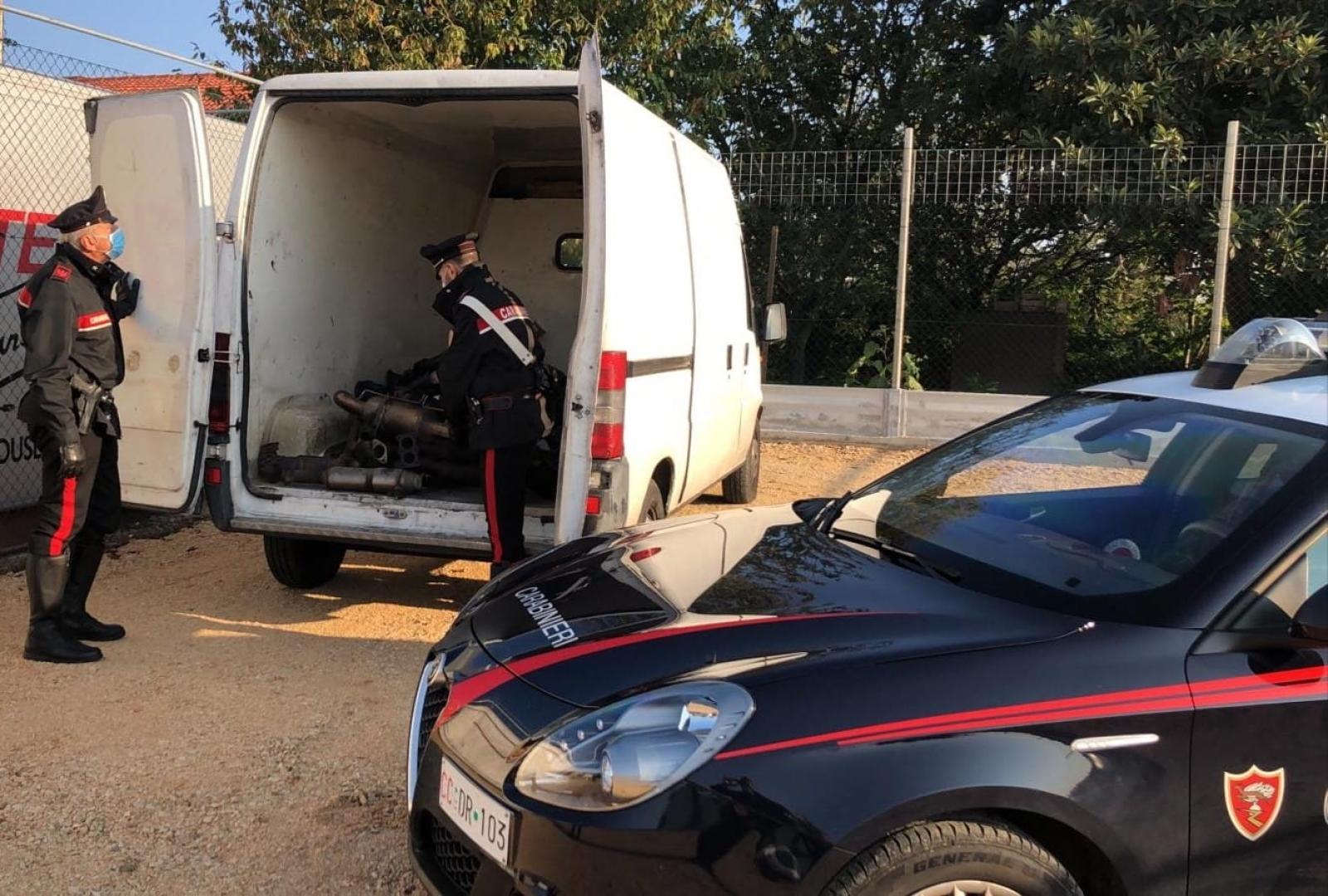 Denunciati due romeni: trasportavano rifiuti pericolosi senza autorizzazione