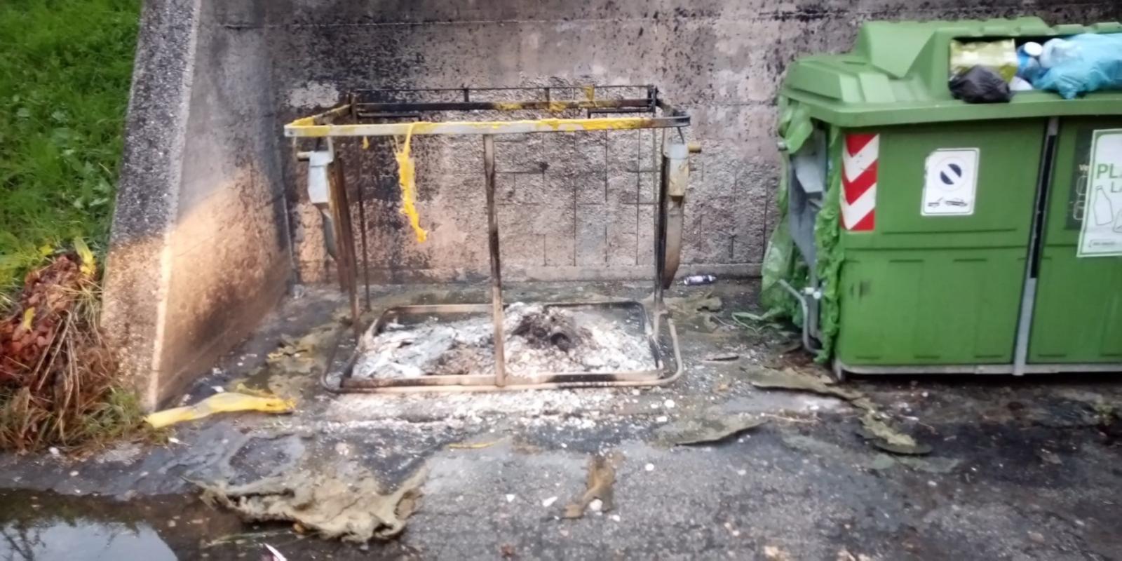 Torna il piromane di San Pio: quartiere ostaggio di un pazzo