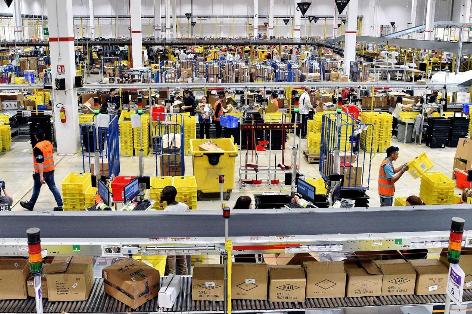 Cogli al volo le opportunit&agrave; di lavoro che Amazon in questo momento ti puo' offrire 