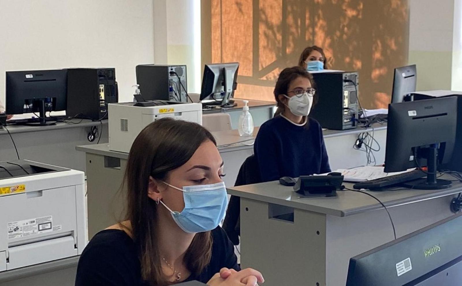 Studenti delle professioni sanitarie in prima linea contro il contagio