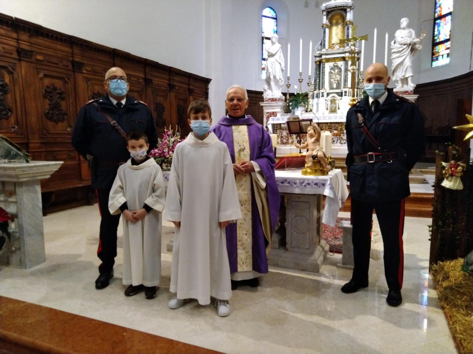 La statua rubata torna nel presepe 