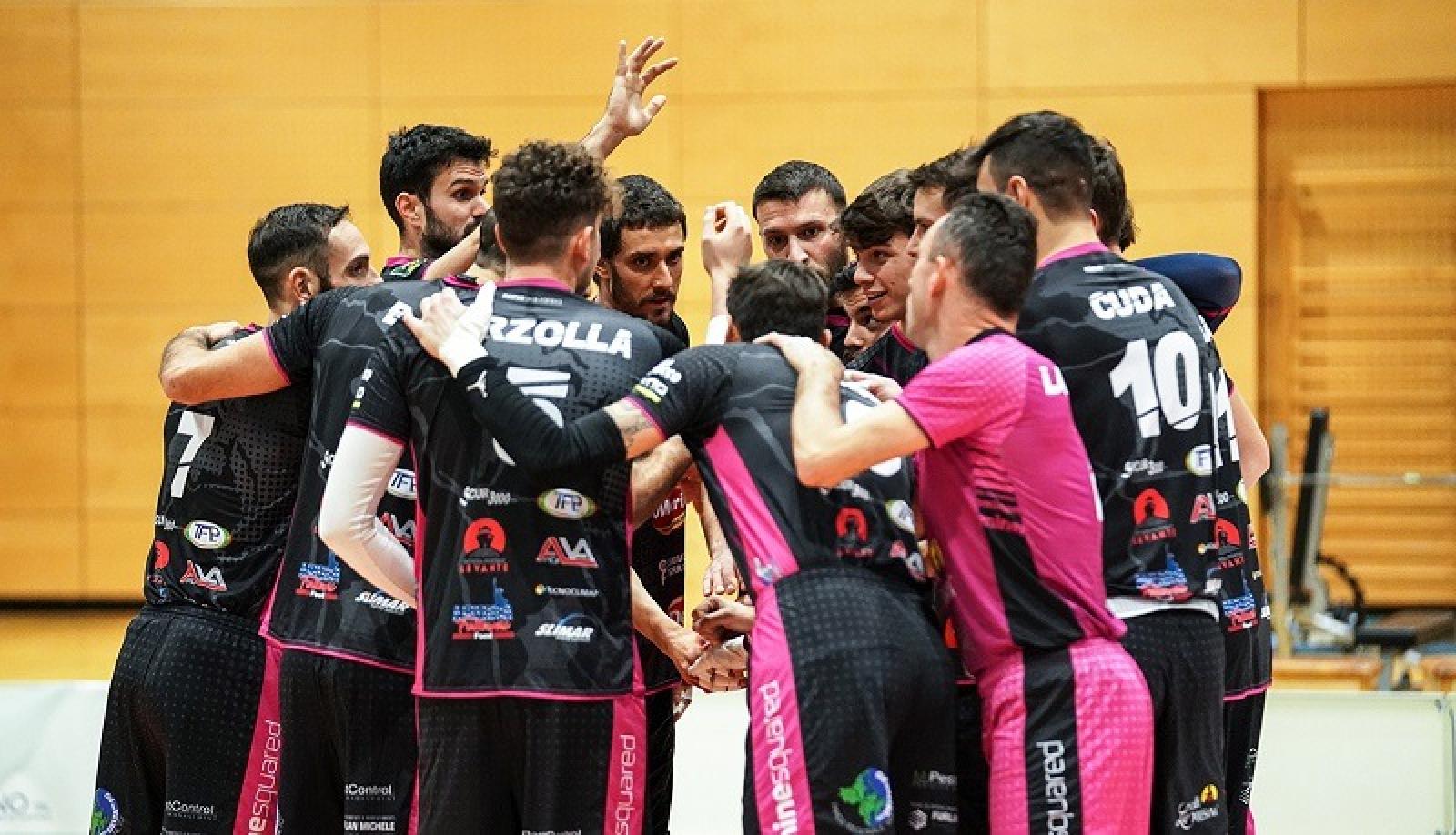 I nerofucsia schiacciano il Siena con un netto 3-0 