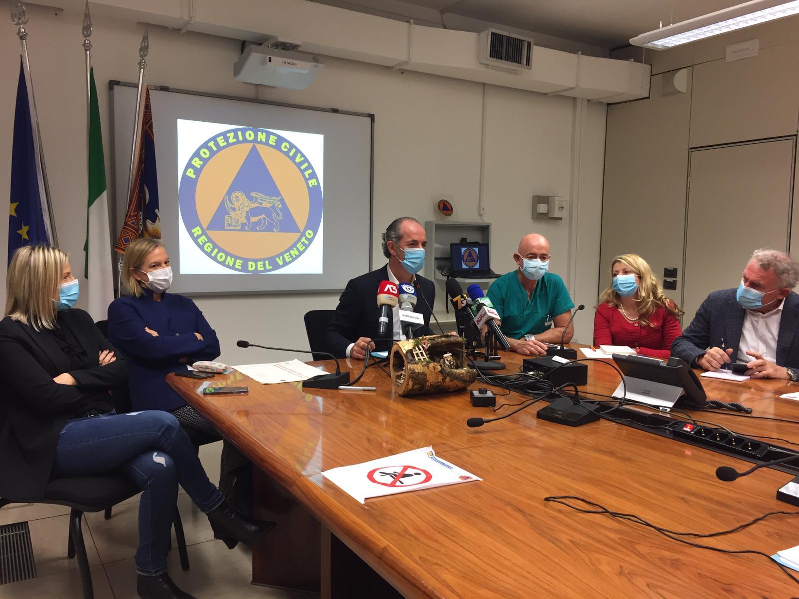 Trovata la variante inglese in Veneto. "Ma esiste anche una variante veneta, contagiosissima"