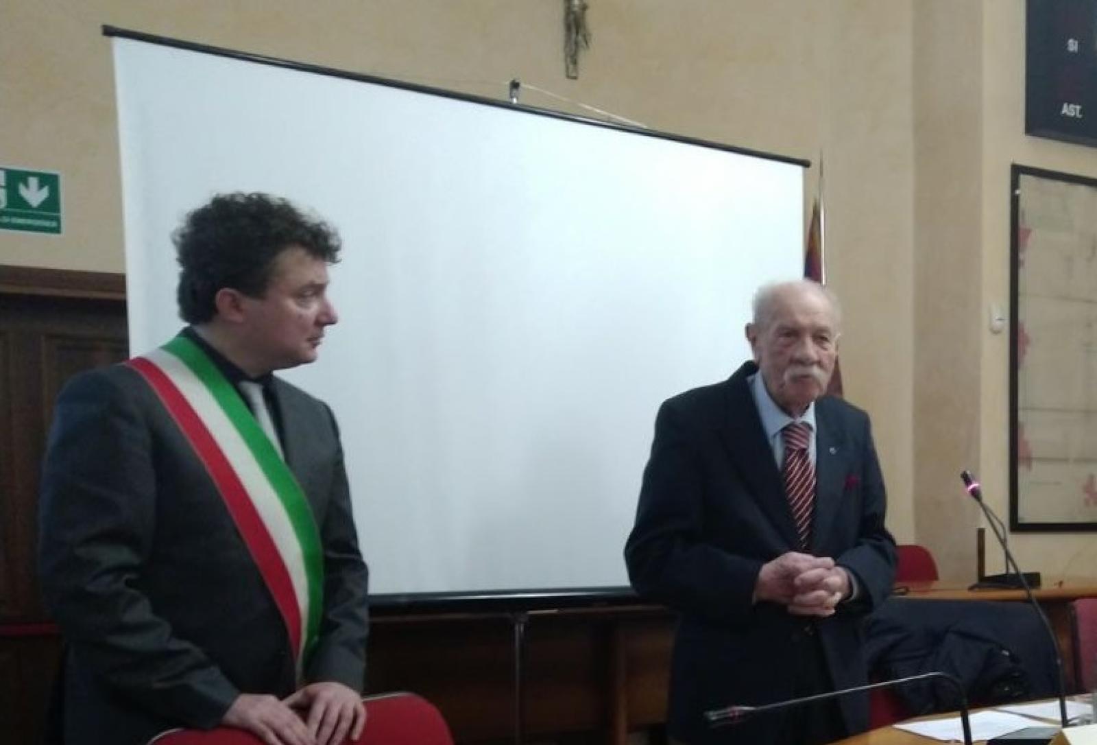 Il Sindaco consegna la benemerenza &ldquo;Adria Riconoscente&rdquo; a Luigi Passadore
