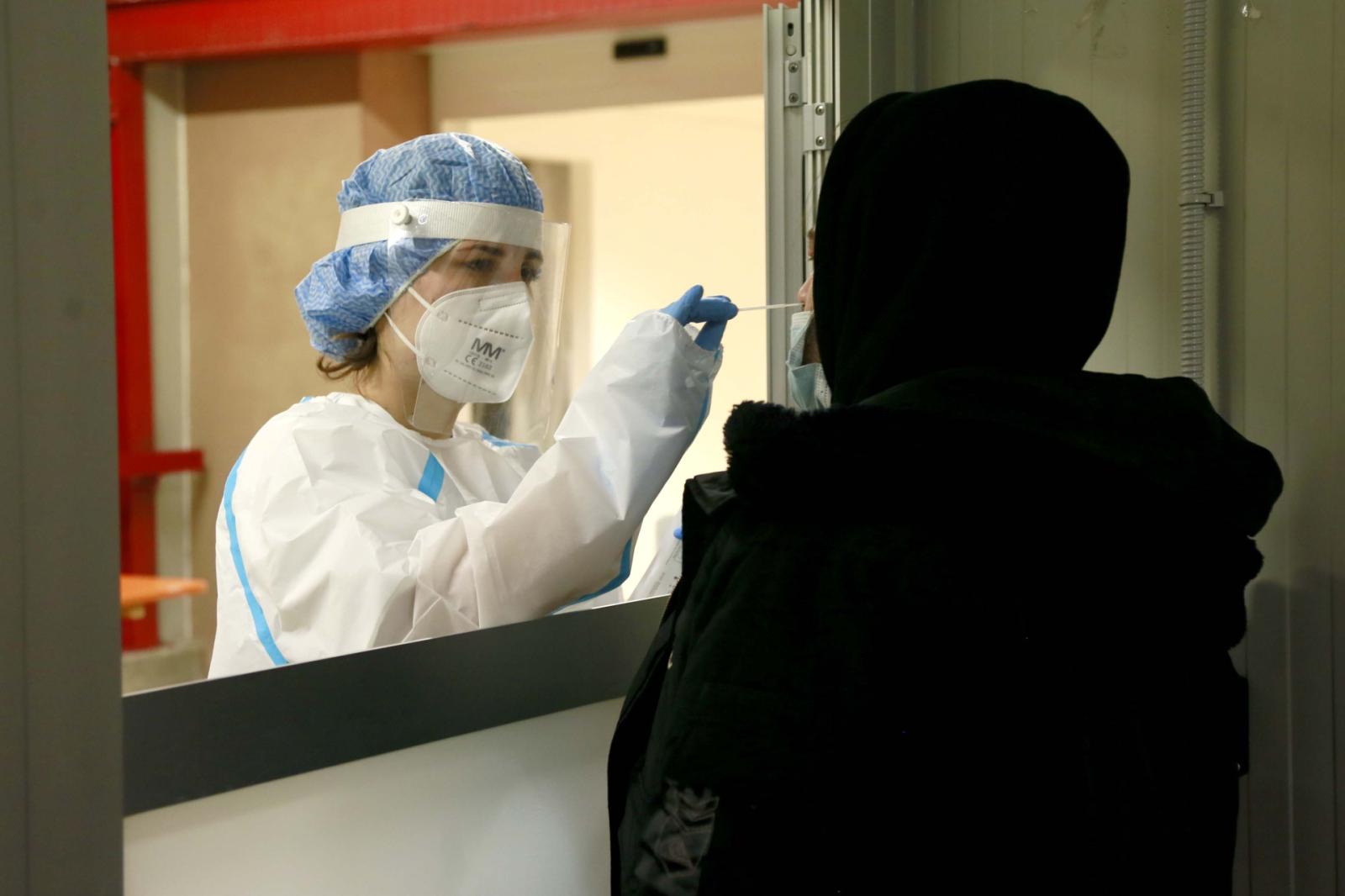 Da luned&igrave; nuovi orari per il covid point della provincia 