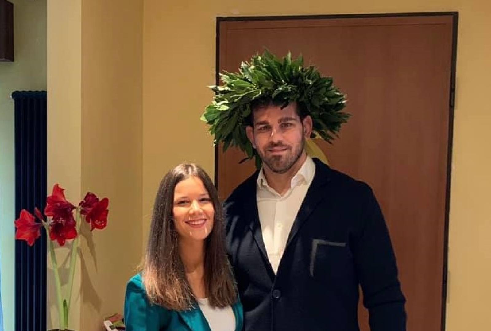 Il capitano rossobl&ugrave; si &egrave; laureato. Complimenti Matteo!