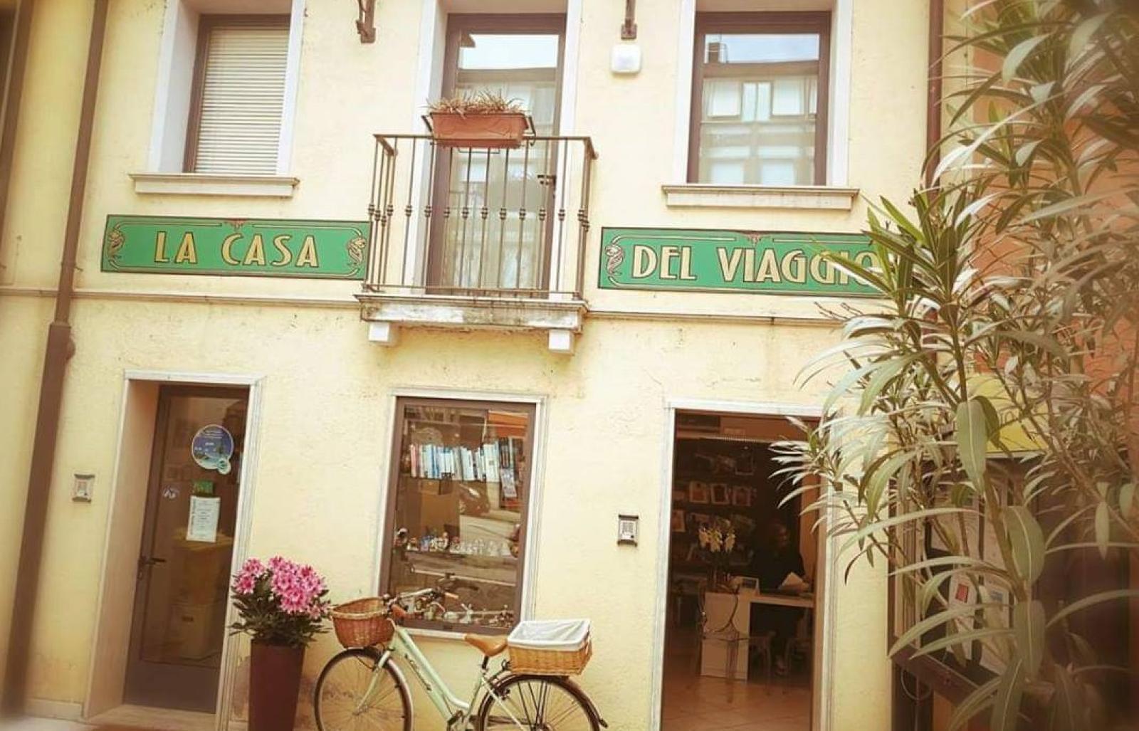 "Costrette a chiudere dopo un anno di stop forzato. Ma torneremo, &egrave; una promessa"