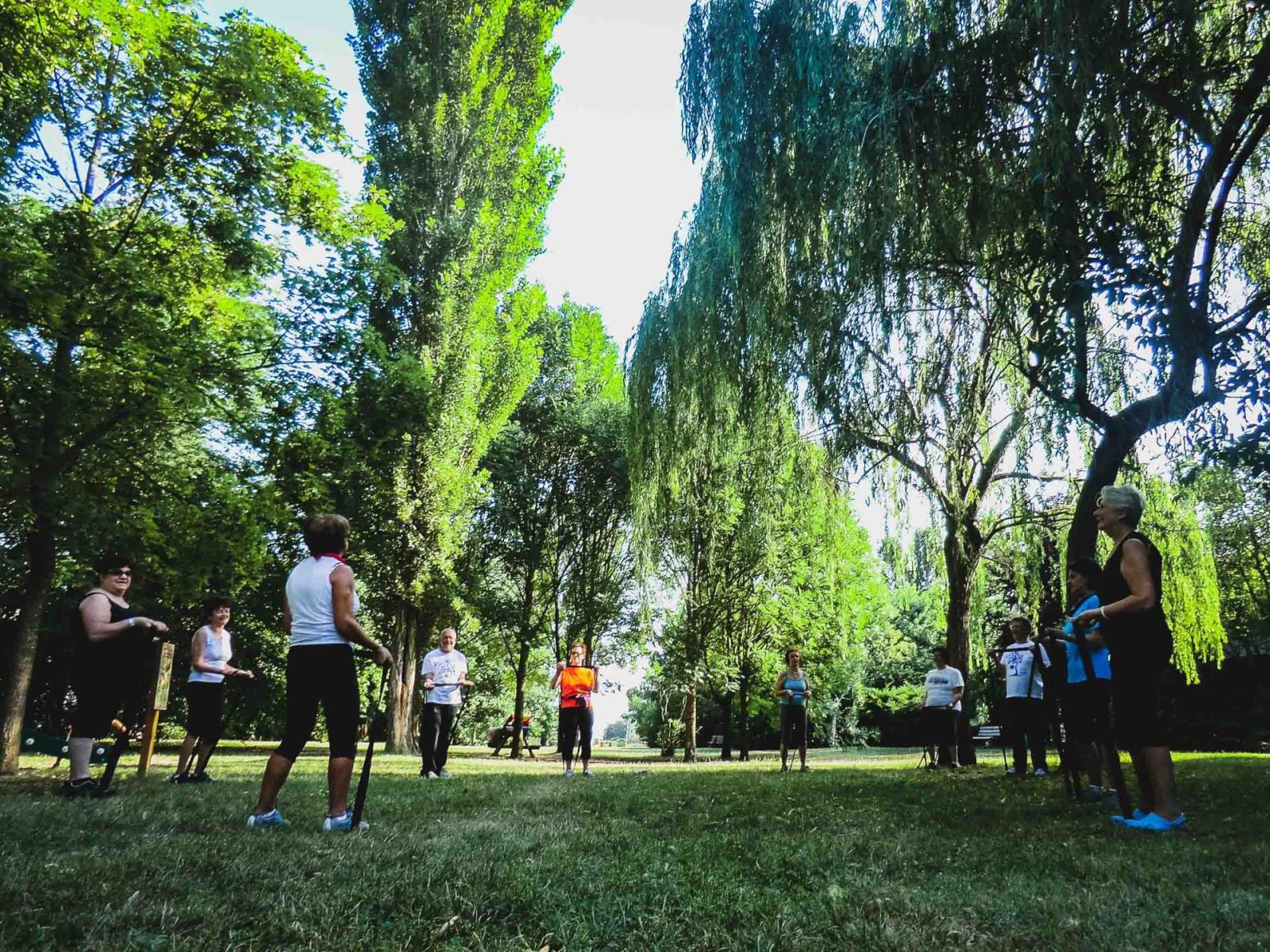 All'aria aperta, o a casa in video, ma sempre in forma