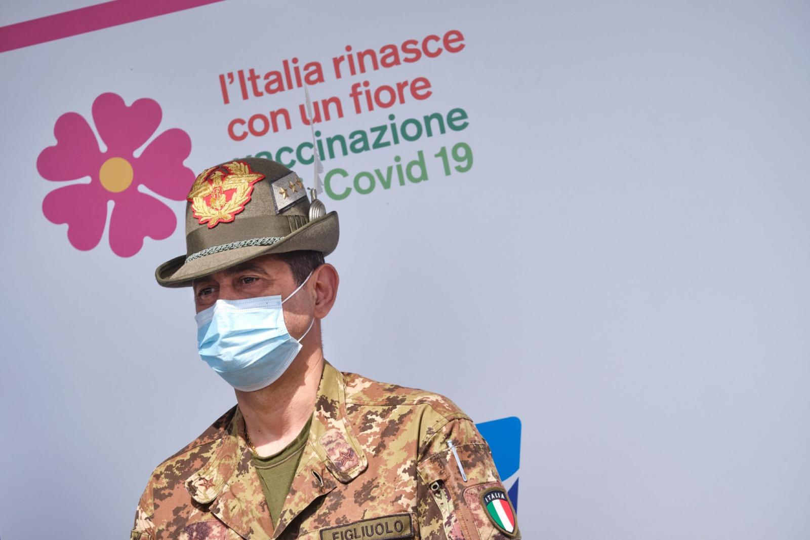 il generale Paolo Figliuolo, commissario per l'emergenza Covid