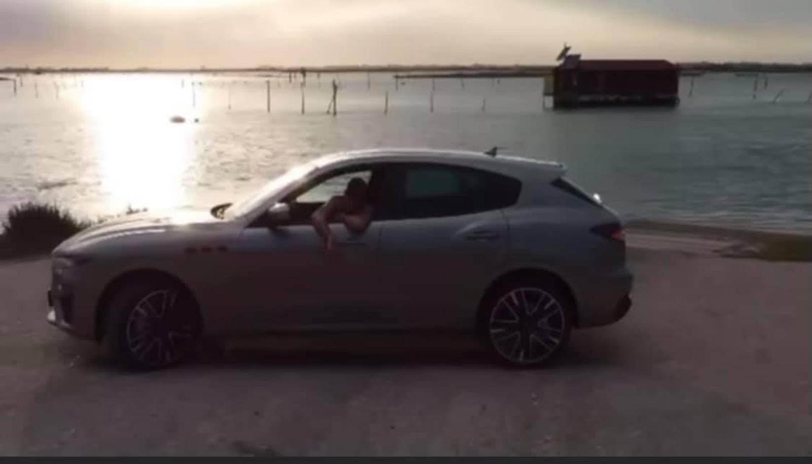 Achille Lauro &egrave; qui per girare un video