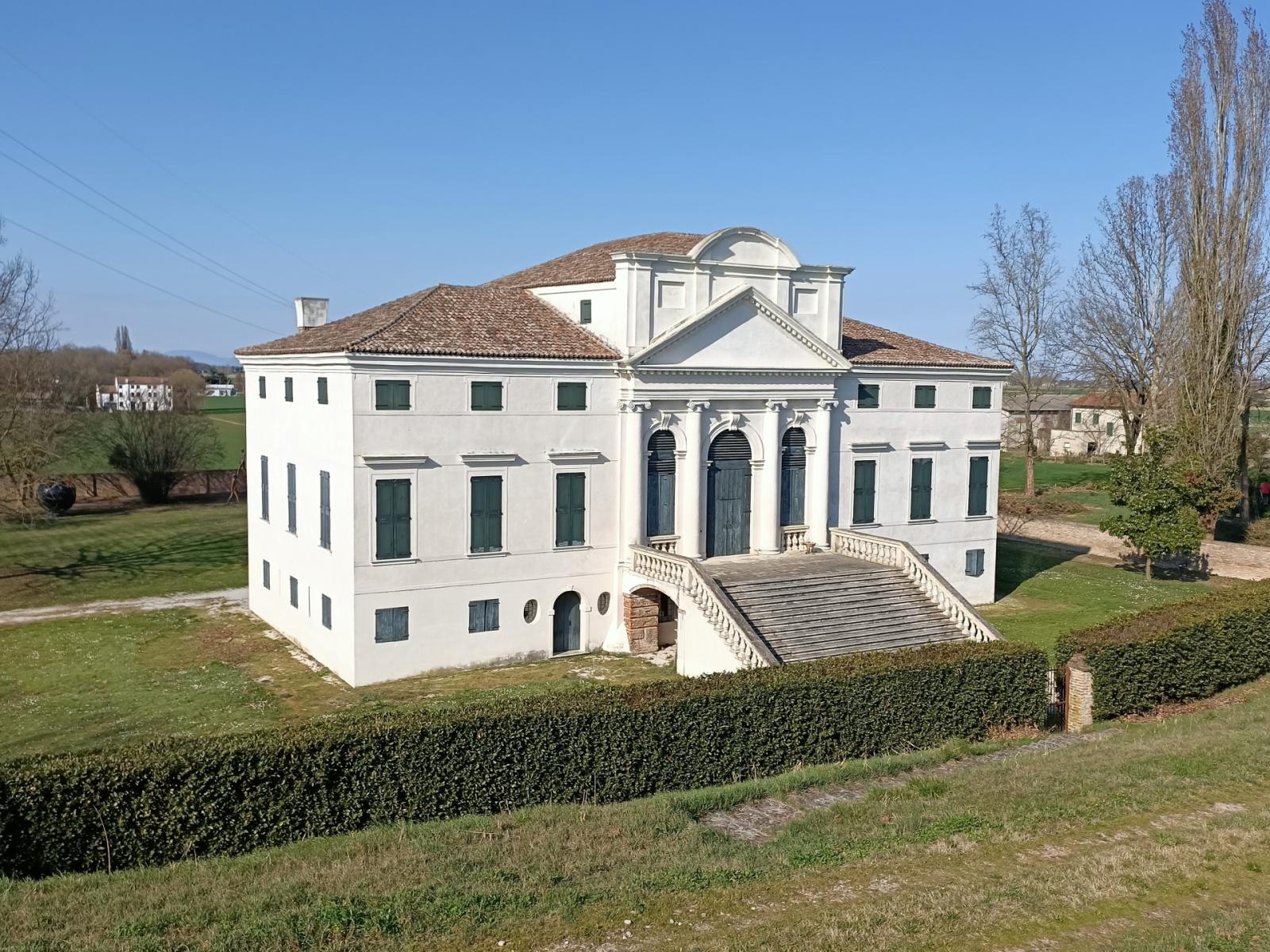 Villa Morosini apre al pubblico 