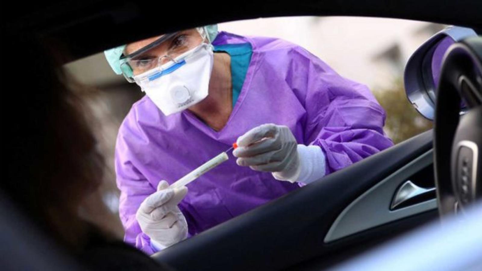 Variante delta alla scuola di rugby, interviene l'ambulatorio mobile dell'Ulss