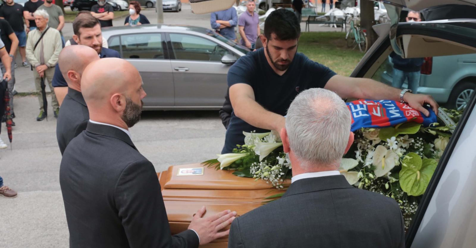 L&rsquo;ultimo viaggio di Franco con i colori del cuore