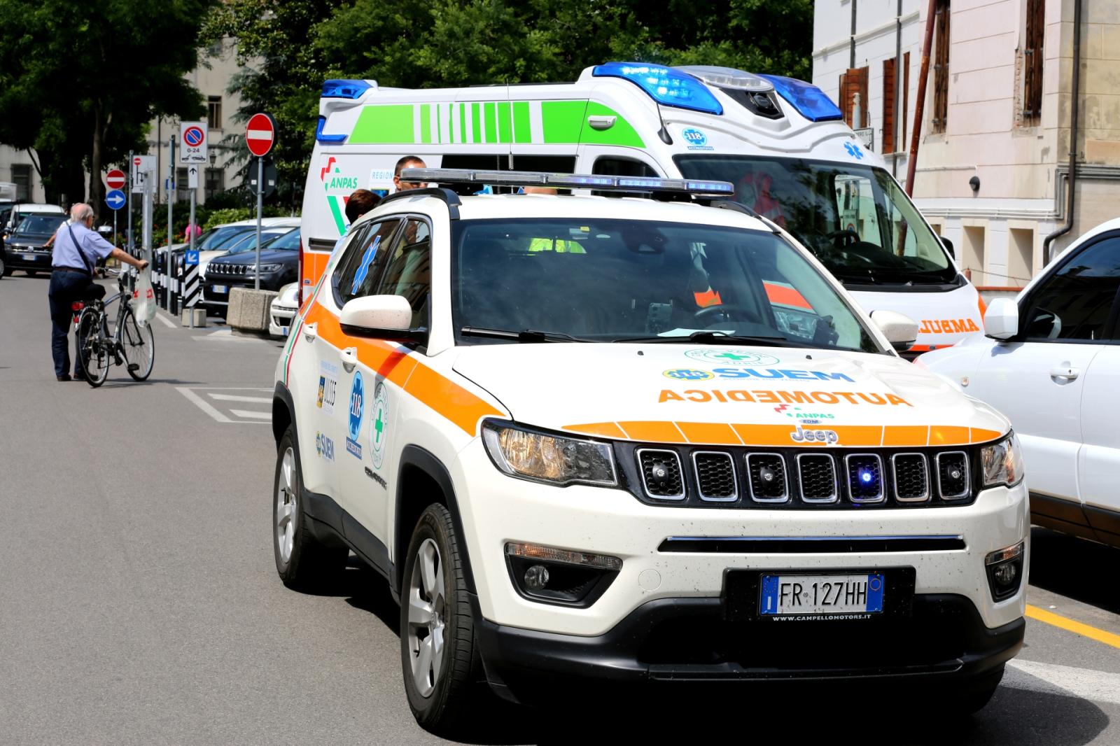 Muore in moto nello schianto con un'auto