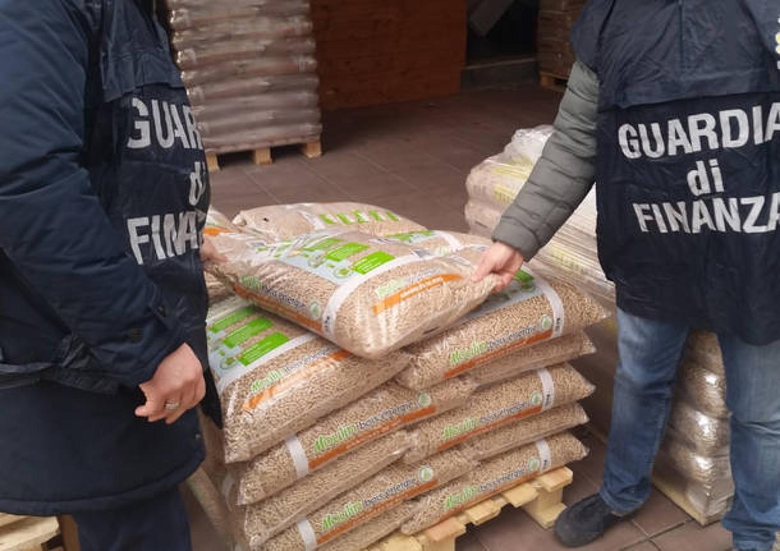 Commercio illegale di pellet: quasi 4 milioni di euro di beni sequestrati