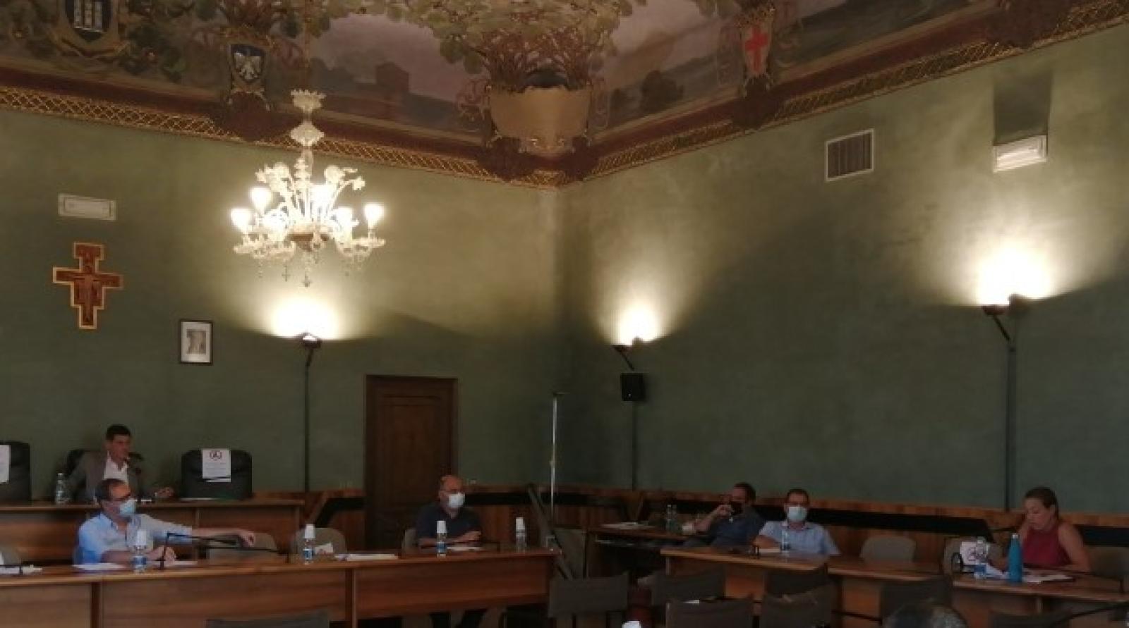 La strada passer&agrave; di mano