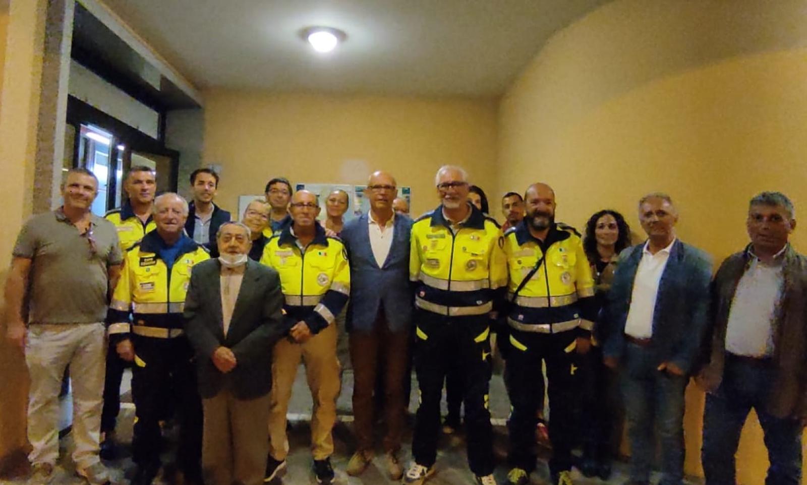 "Grazie ai volontari, a loro faremo un monumento...per davvero"