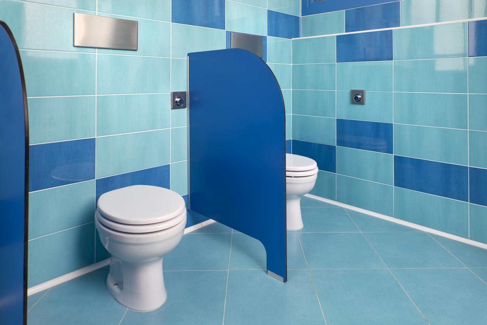 "Due water per 50 bimbi alla materna"