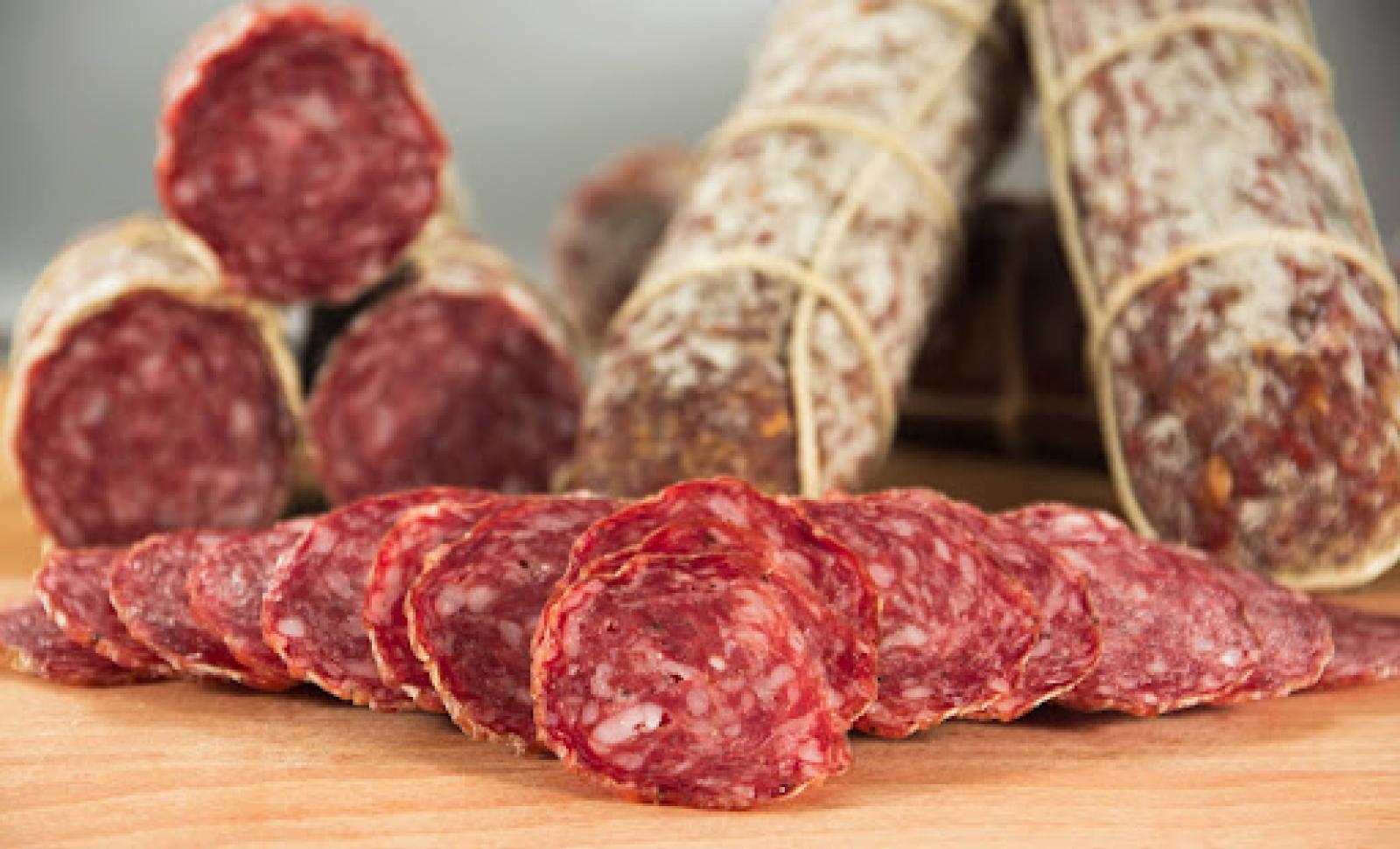"Tutelare il nostro salame all'aglio, perch&eacute; ricco di storia e tradizioni" 