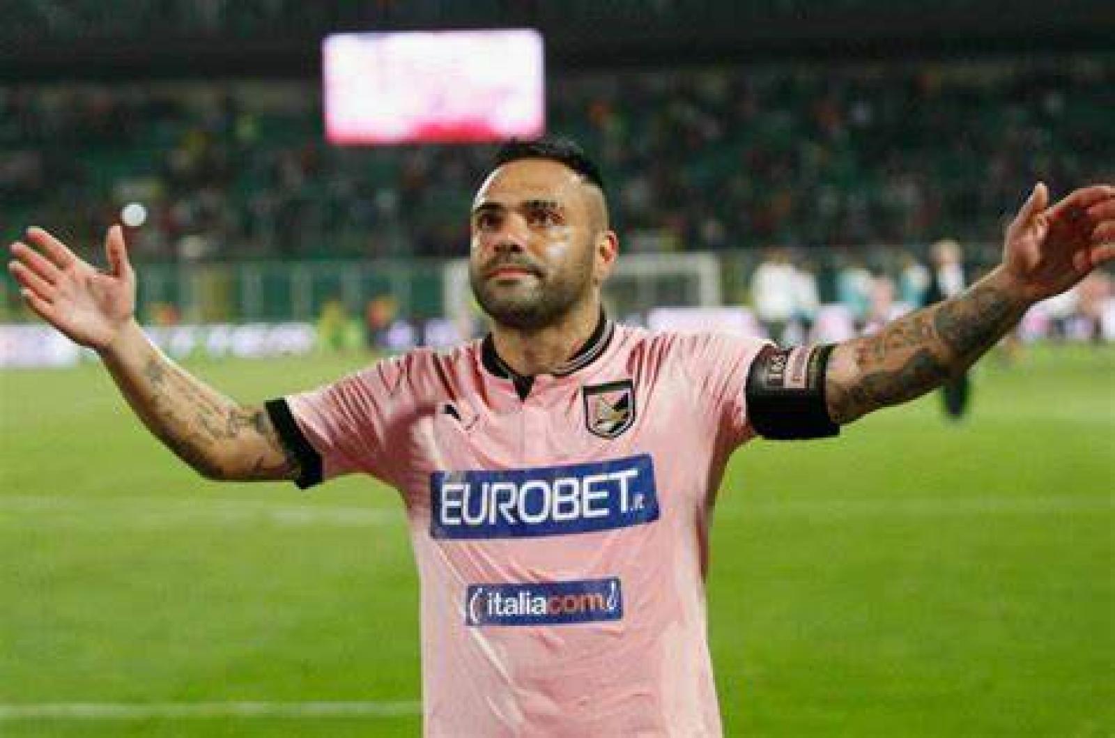 Clamoroso: l'ex star del Palermo Miccoli finisce in carcere in citt&agrave;