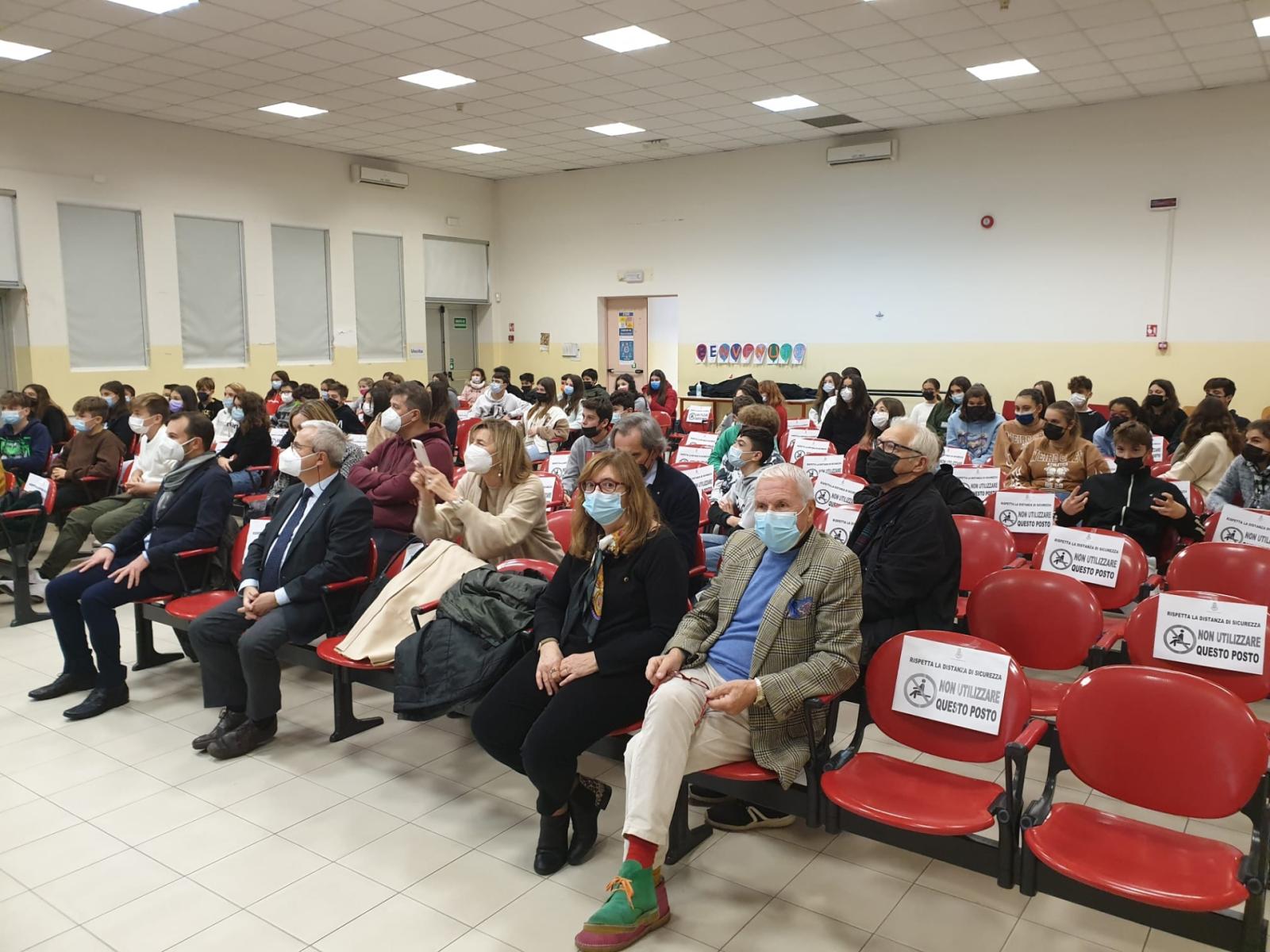 "Cari cittadini, qui parla il fiume Po" 