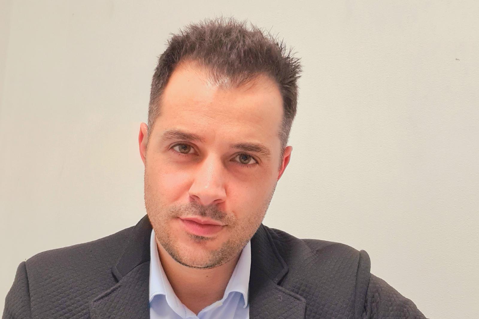 "Sconvolti dalle dimissioni in giunta, siamo col sindaco"