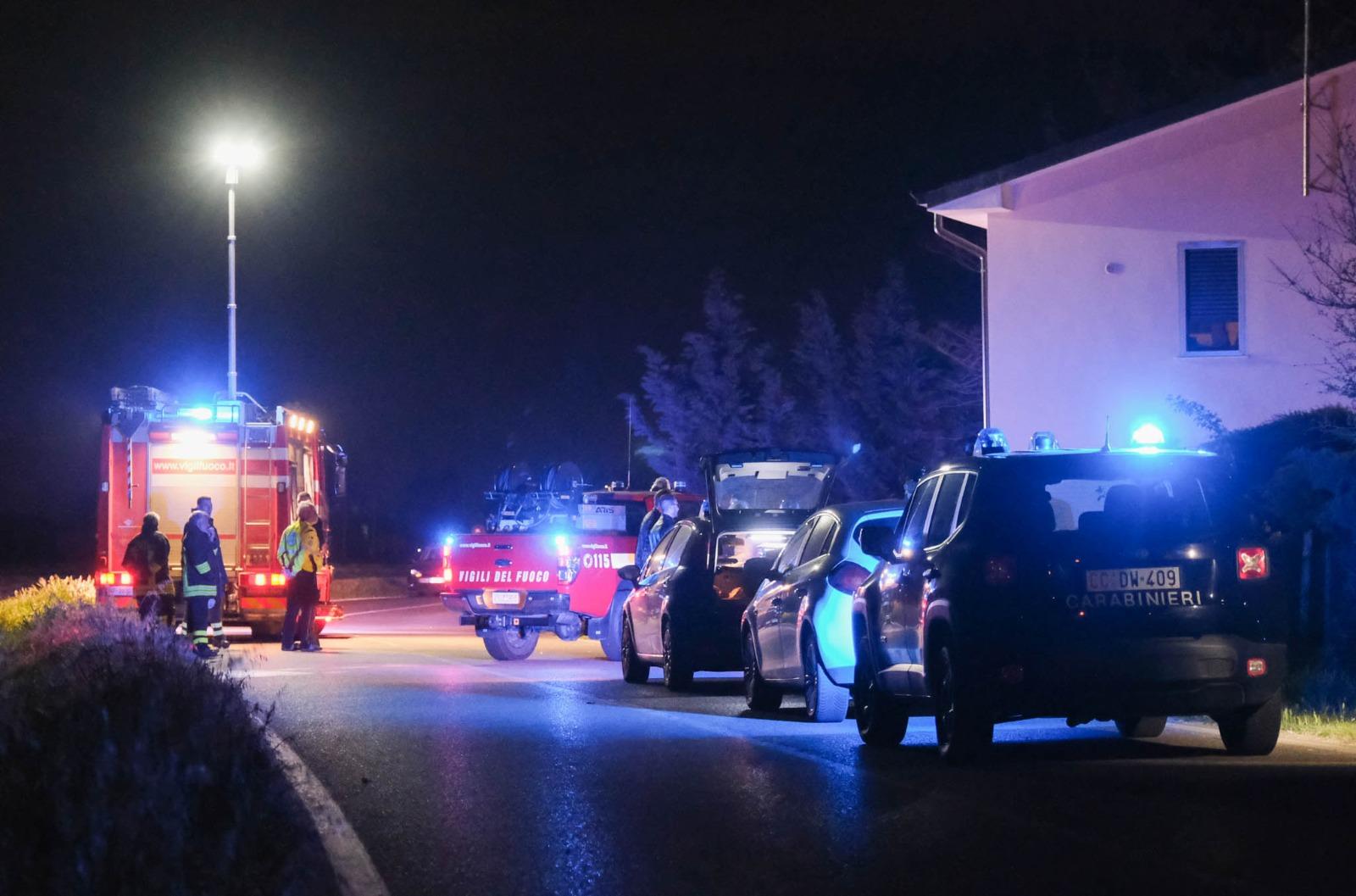 Si schianta contro una recinzione, muore a soli 24 anni