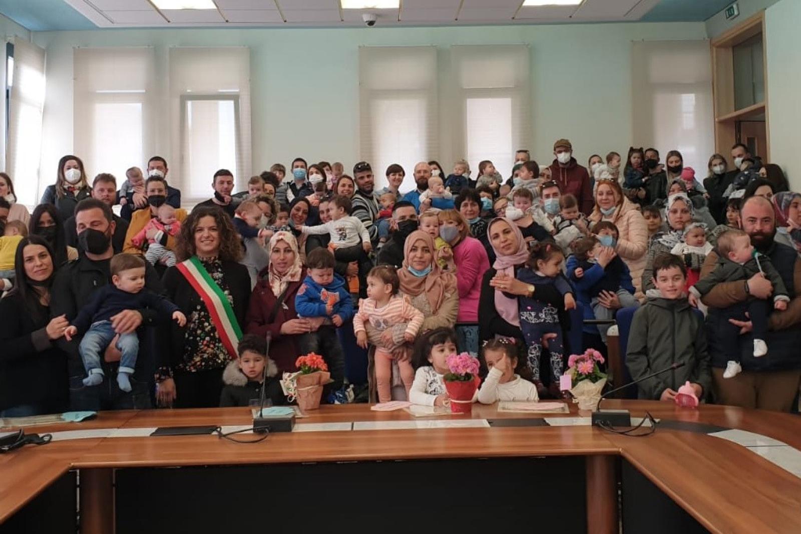 40 nuove vite, il futuro del paese sono loro!