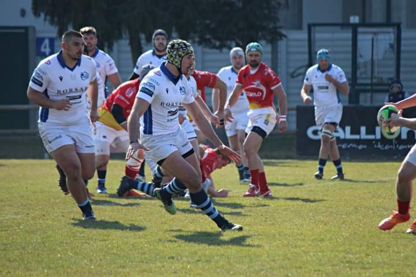 A tu per tu con l'ala biancazzurra Filippone 