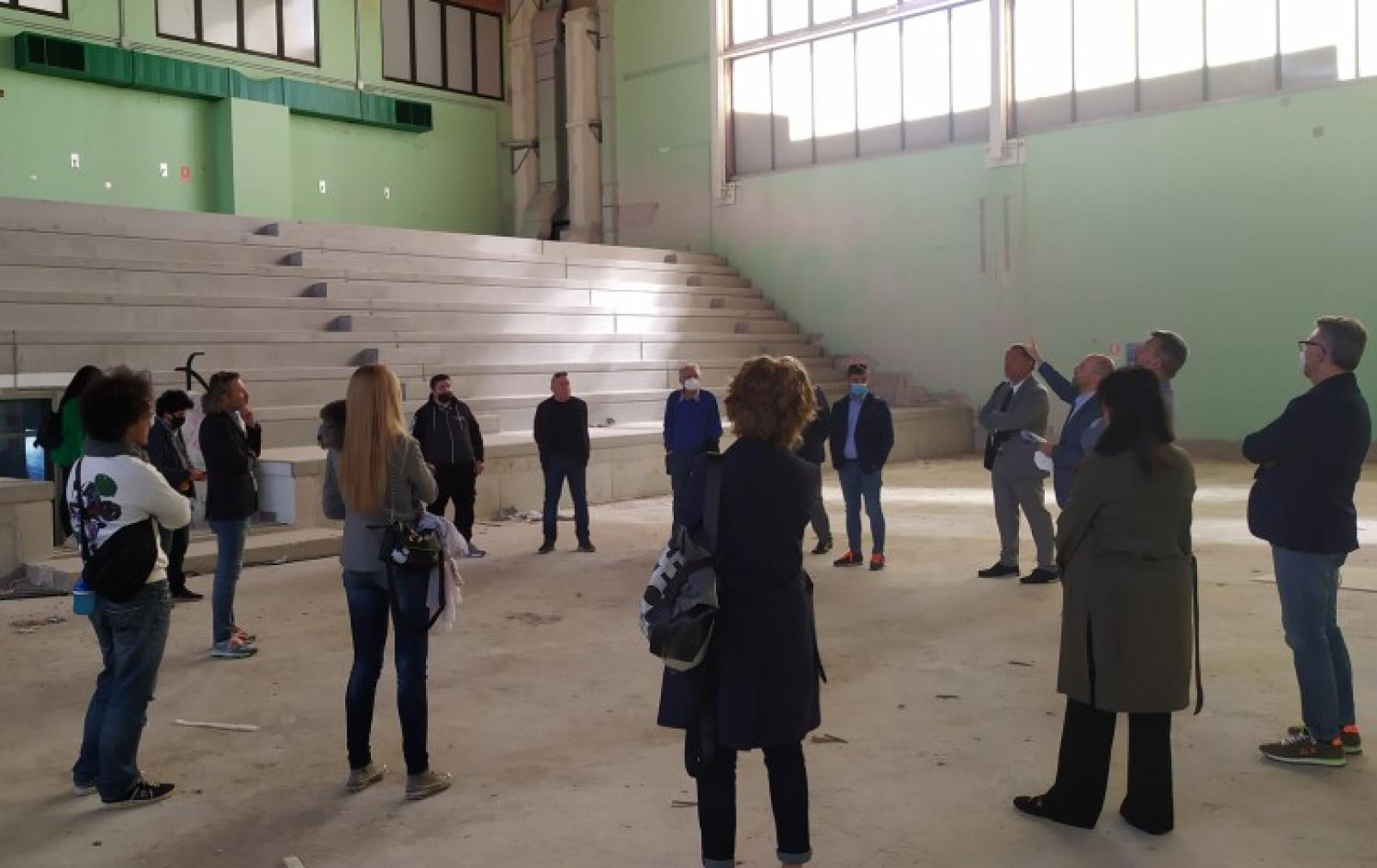 Lo sport riparte dagli impianti