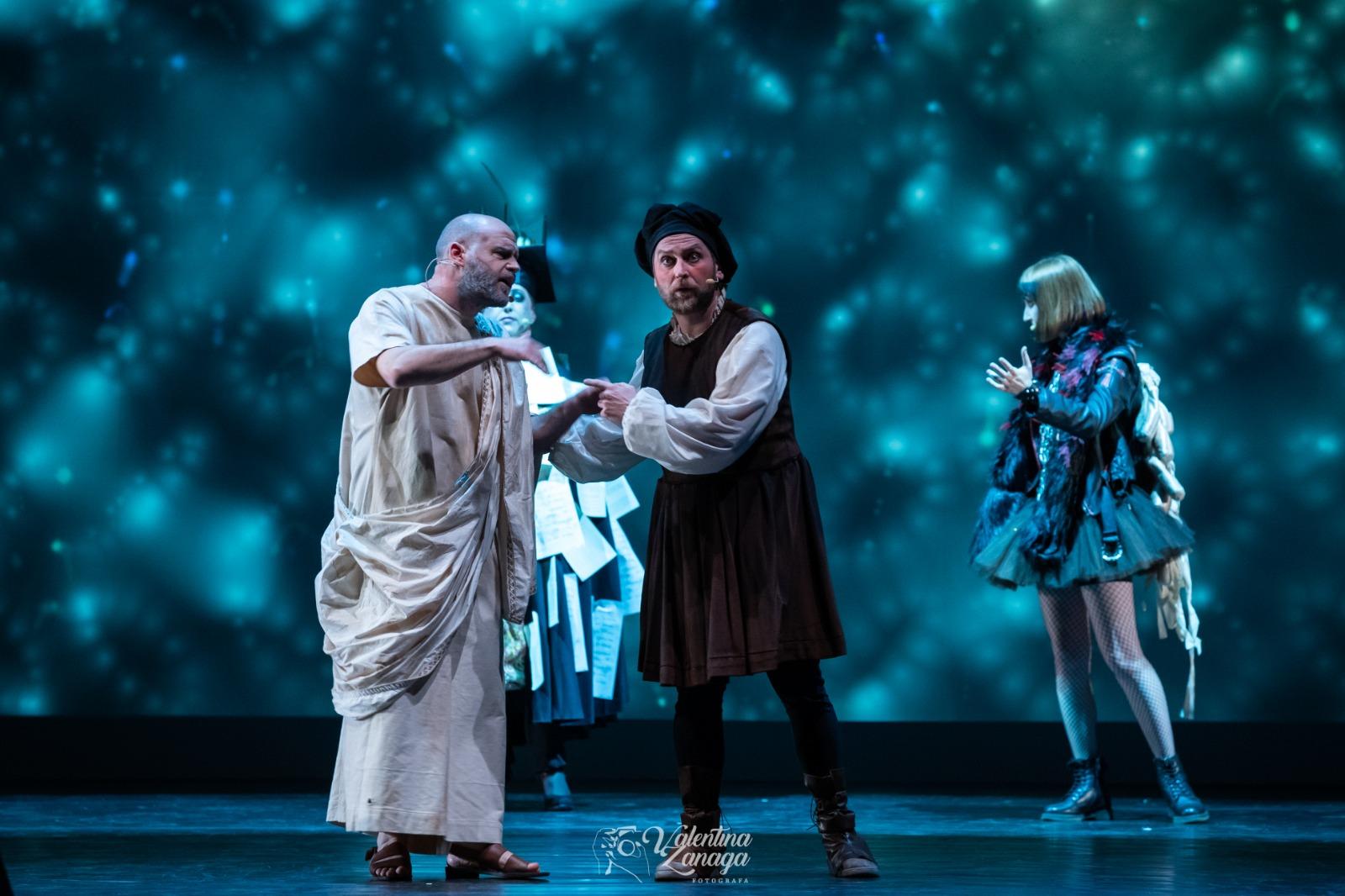 Flatlandia incanta il Sociale 