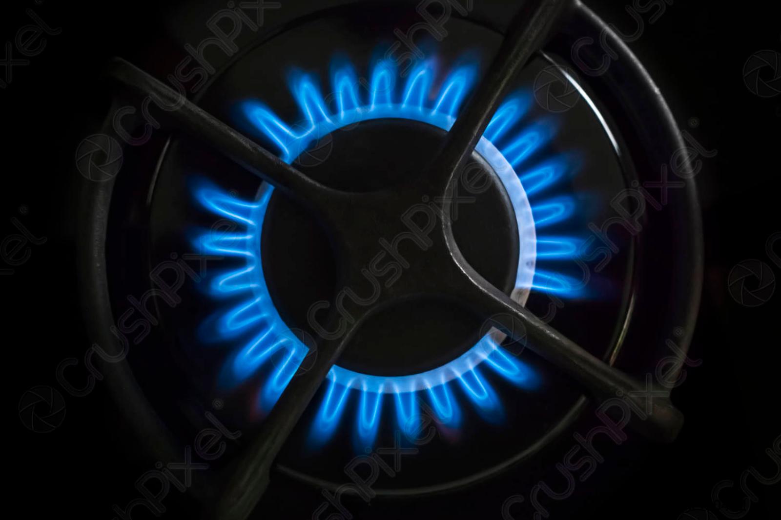 Caro gas, boom di contenitori manomessi