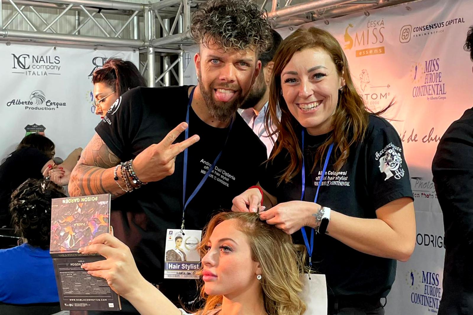 Alice nel pieno del concorso di bellezza