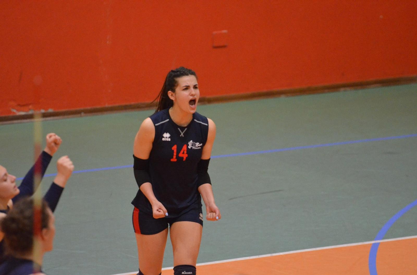 Volley, Polesella rimane in scia