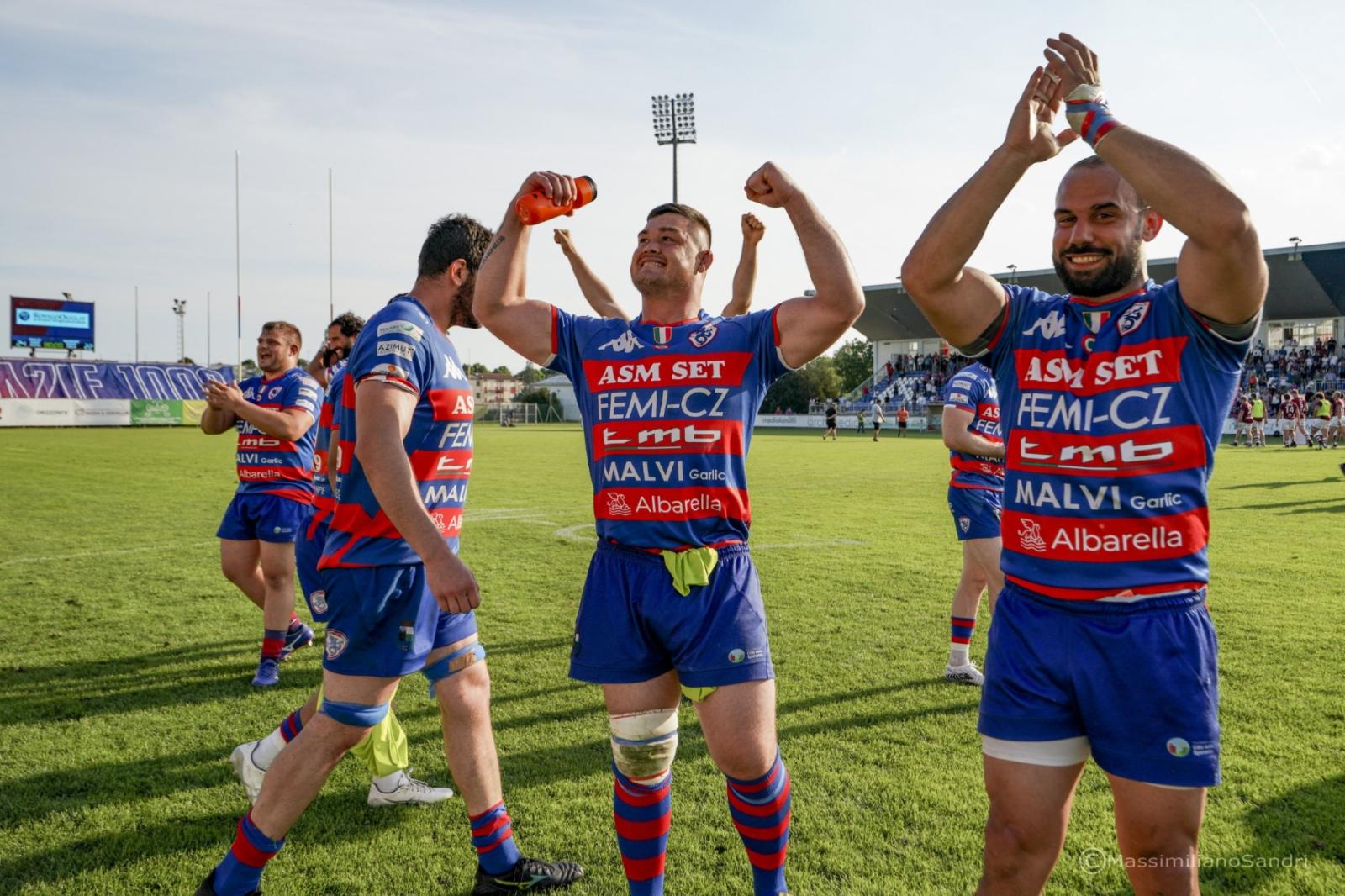 "Vogliamo colorare il Lanfranchi di rossobl&ugrave;" 