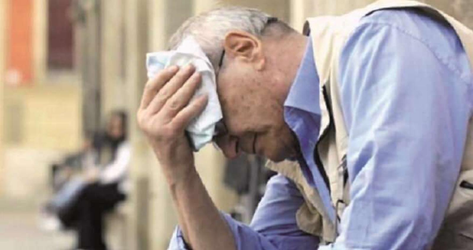 Caldo tremendo, bimbi, anziani e malati a rischio