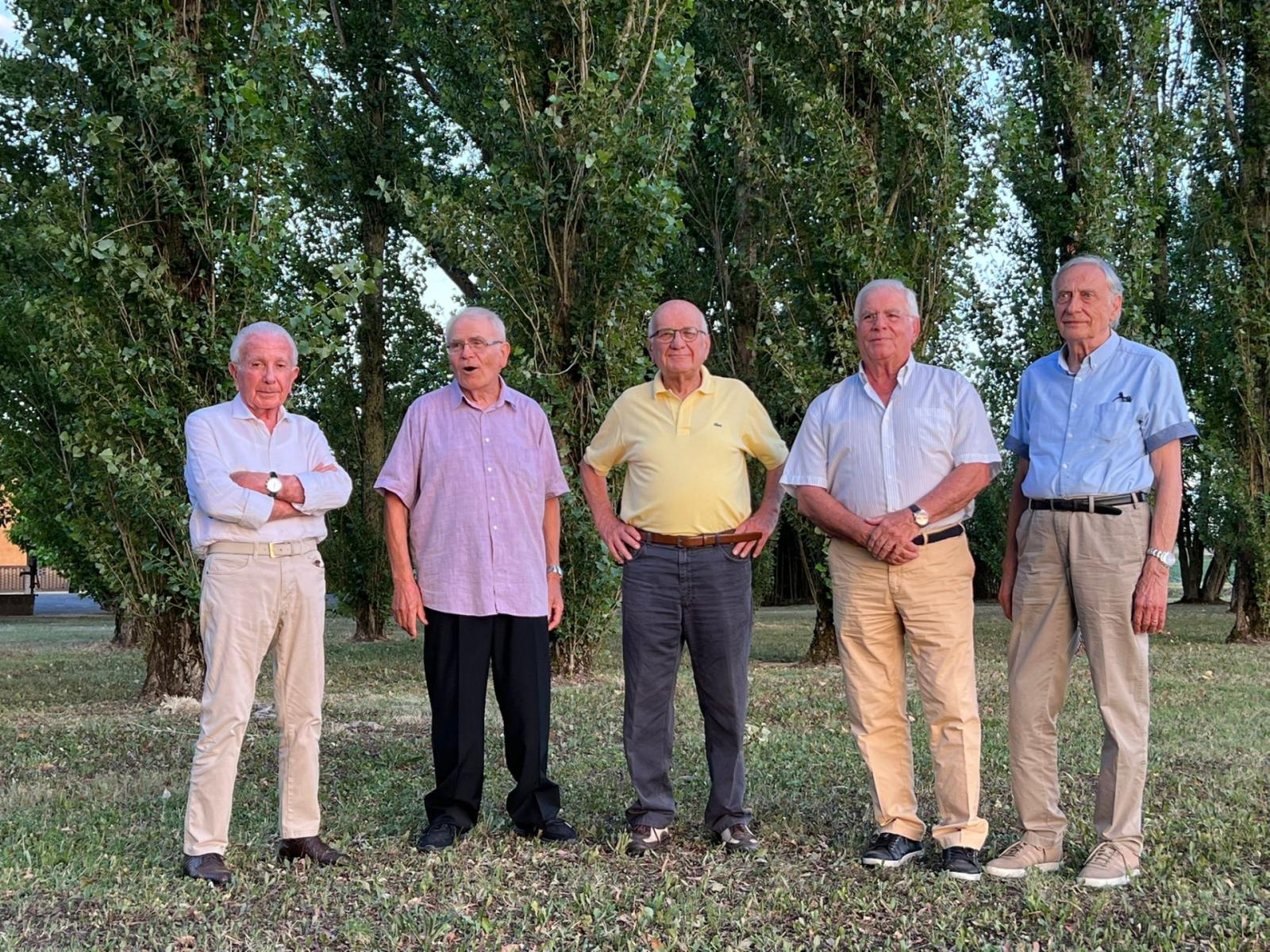 I geometri ancora assieme a 63 anni dal diploma