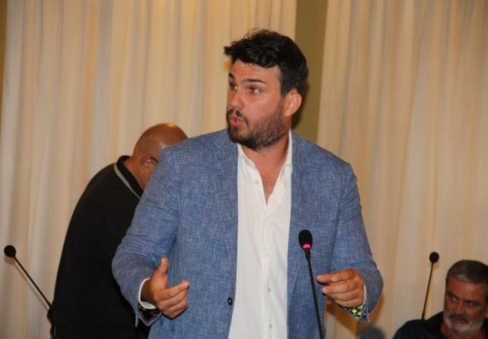 Via Badaloni, Moretto: "Portici da sistemare&rdquo;