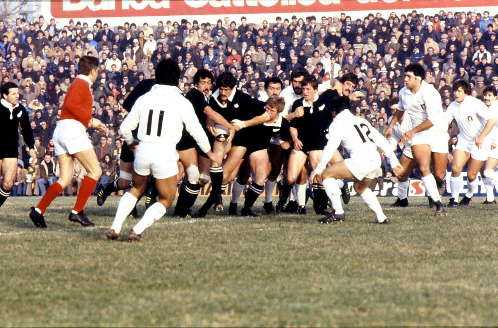 Rugby, tra mito e valori di uno sport in mostra al Roncale 