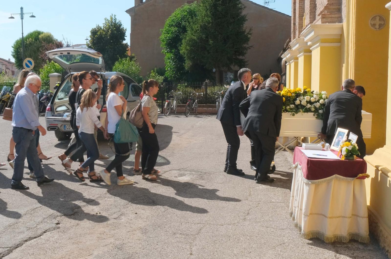 Mor&igrave; in auto del collega ubriaco, ai 200 all'ora in centro: ha patteggiato