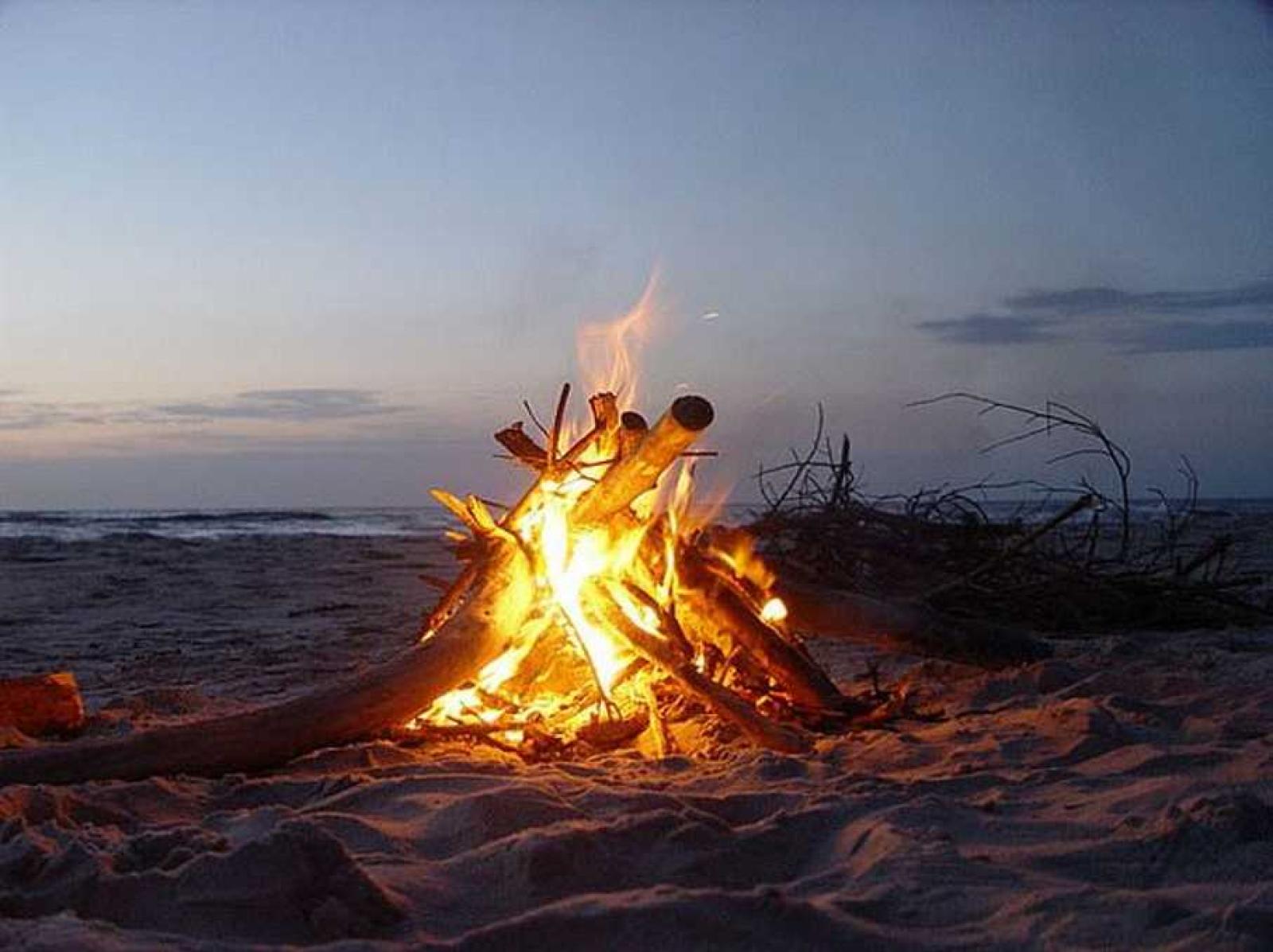 Vietati i fal&ograve; in spiaggia, multe sino a 2mila euro