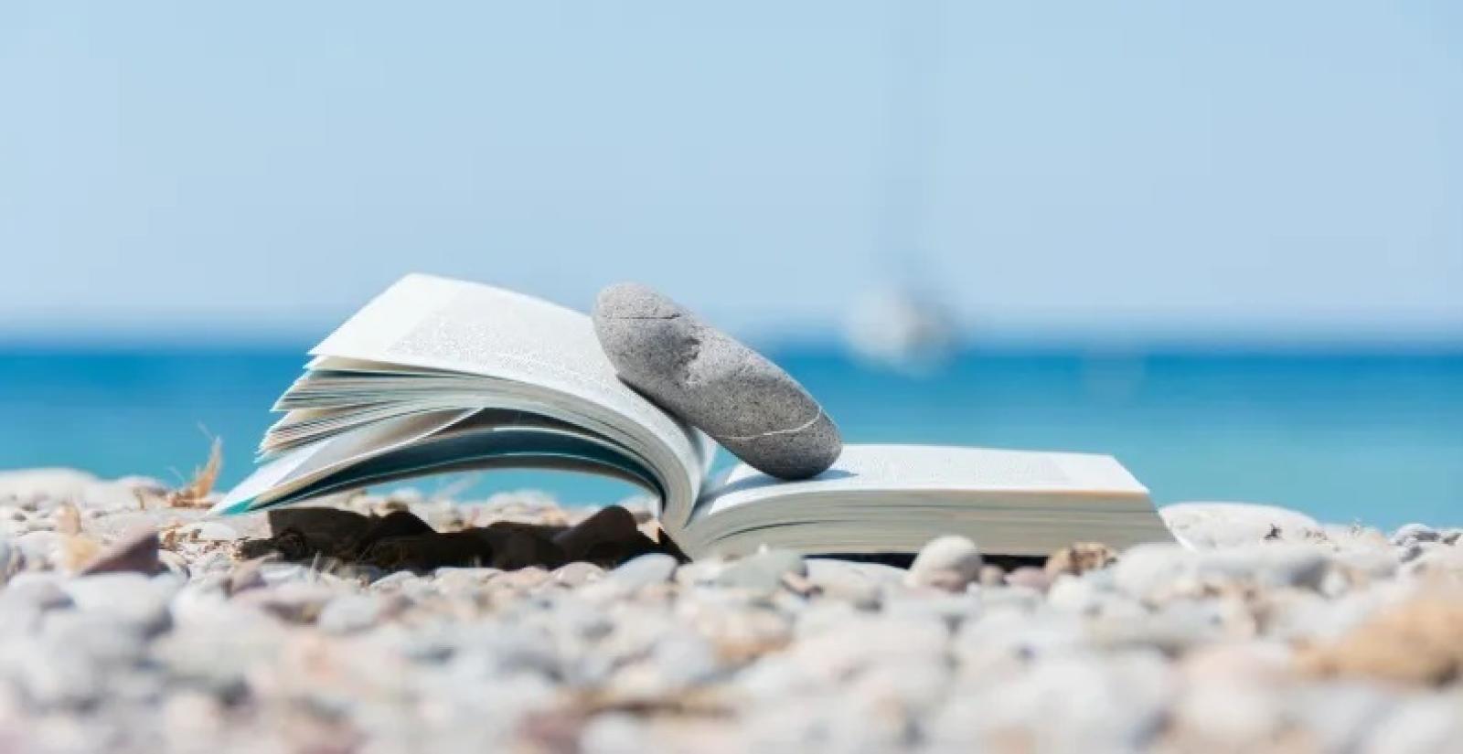 I libri partono dalla spiaggia, per un lungo viaggio