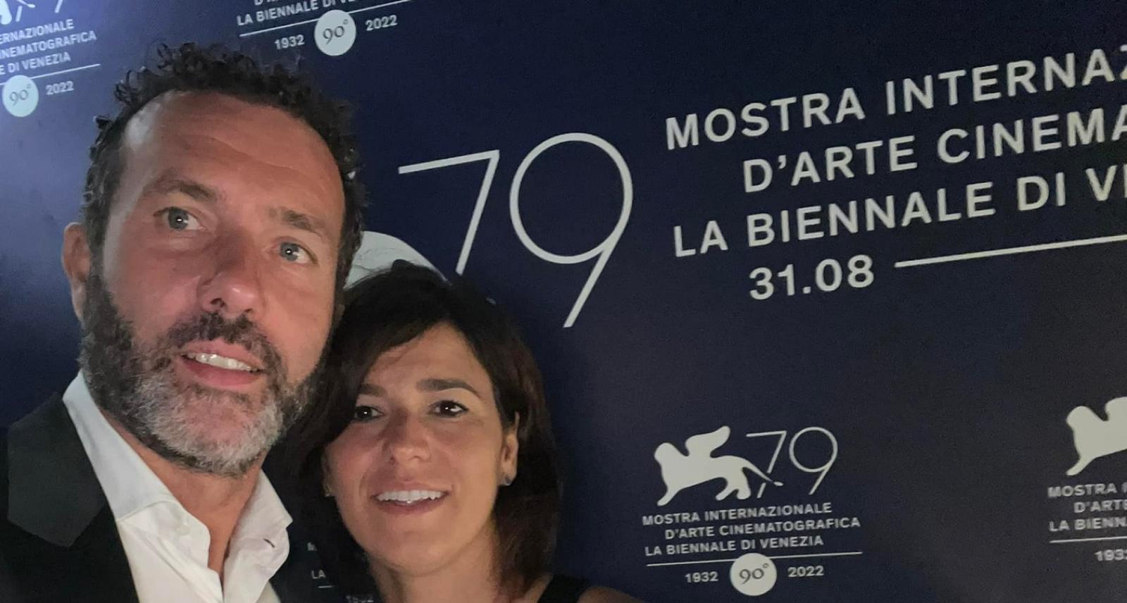 Il "pap&agrave;" delle ostriche rosa conquista la Mostra del Cinema