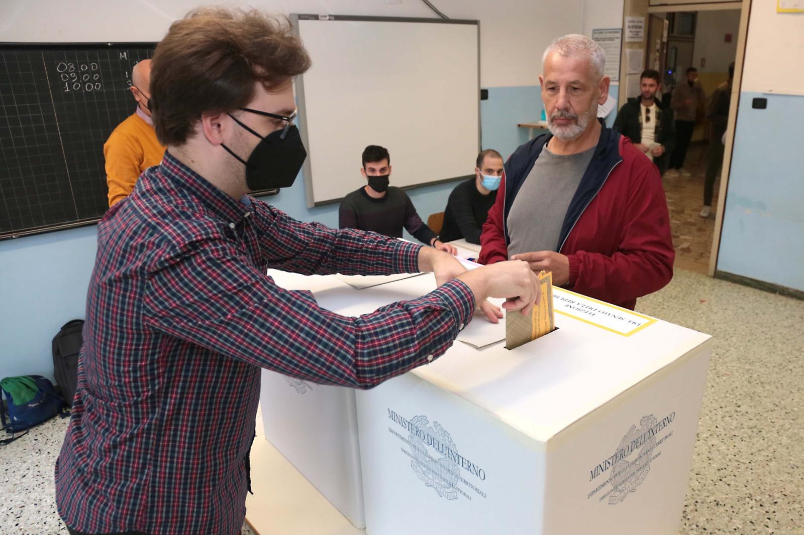Polesine al voto: il 22% ha votato